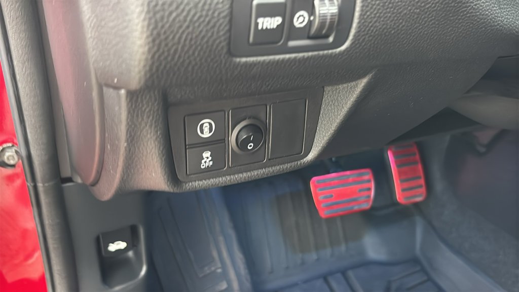 Used 2021 Honda Accord Sport image 12