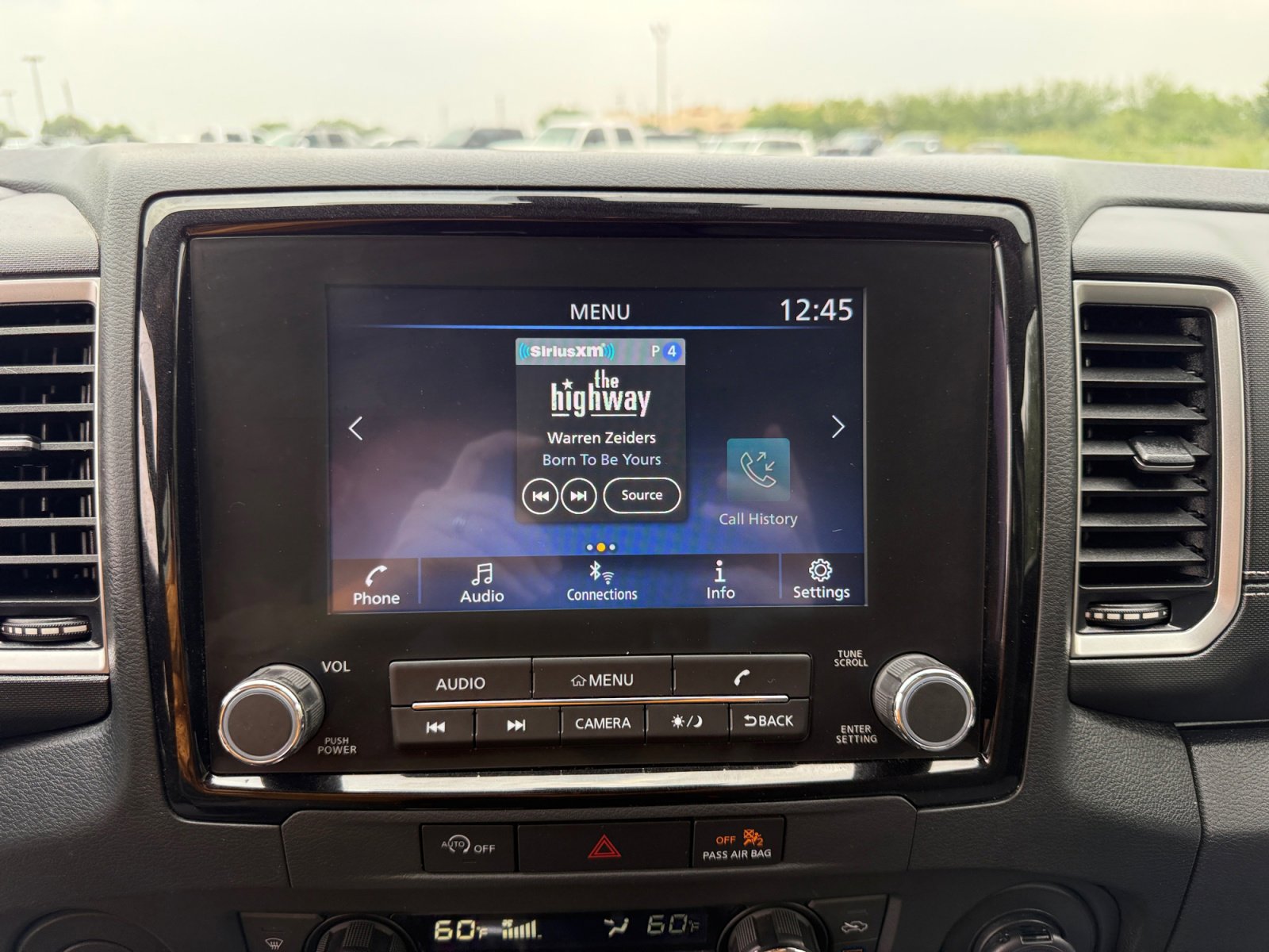 Used 2023 Nissan Frontier SV w/ SV Convenience Package RWD image 14