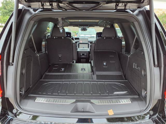 New 2026 GMC Yukon Denali w/ Denali Reserve Package RWD image 23