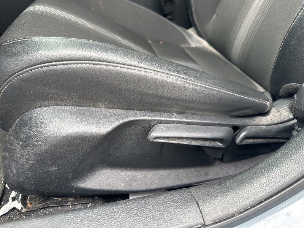Used 2023 Honda Civic Sport image 15