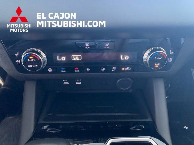 New 2026 Mitsubishi Outlander SEL FWD image 15