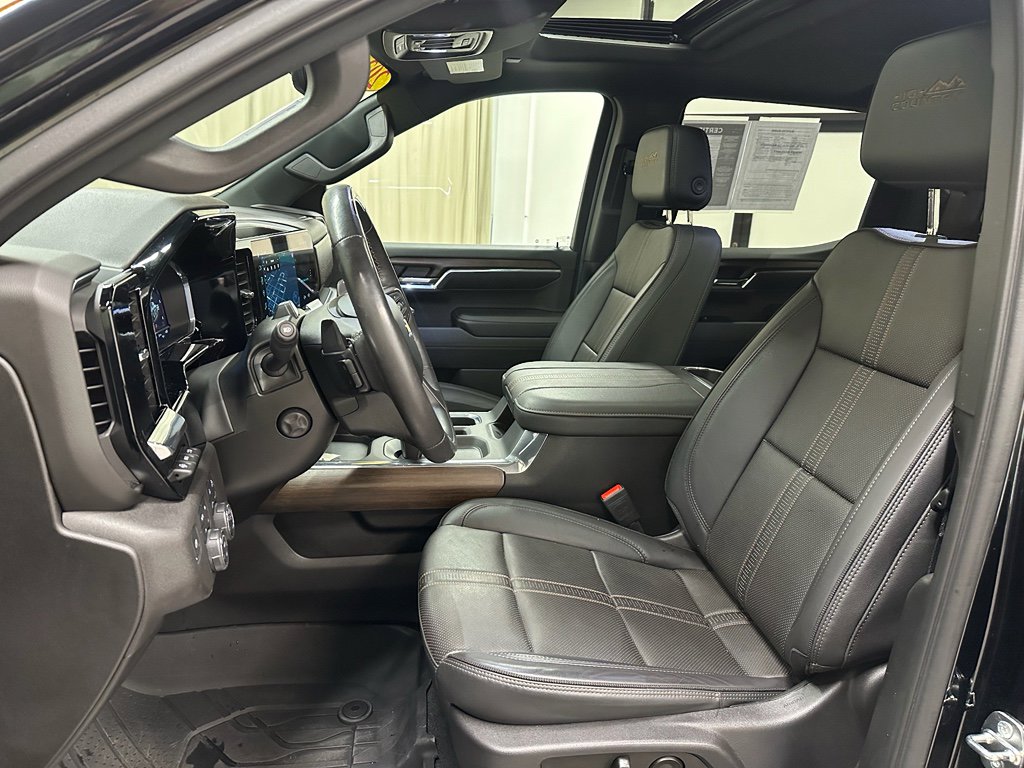 Certified 2024 Chevrolet Silverado 1500 High Country image 24