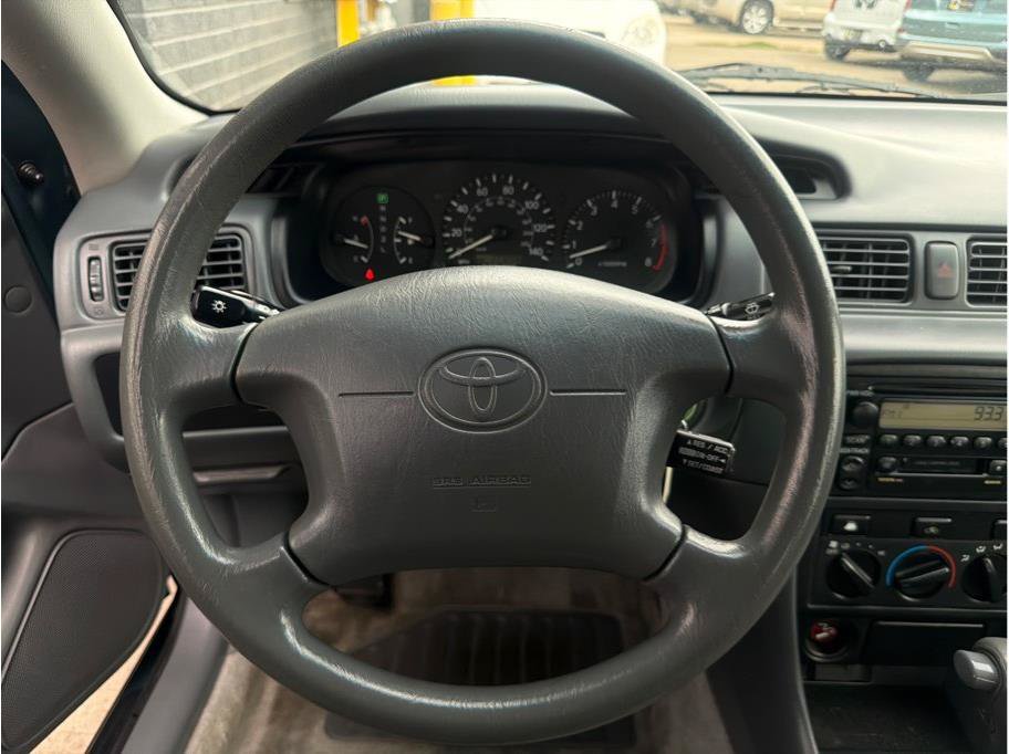 Used 2001 Toyota Camry LE FWD image 14
