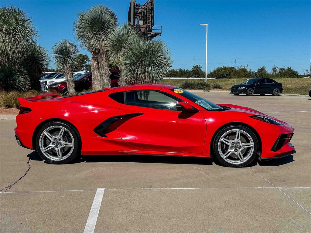 Used 2020 Chevrolet Corvette Stingray Preferred Cpe w/ 2LT Preferred Equipment Group image 2