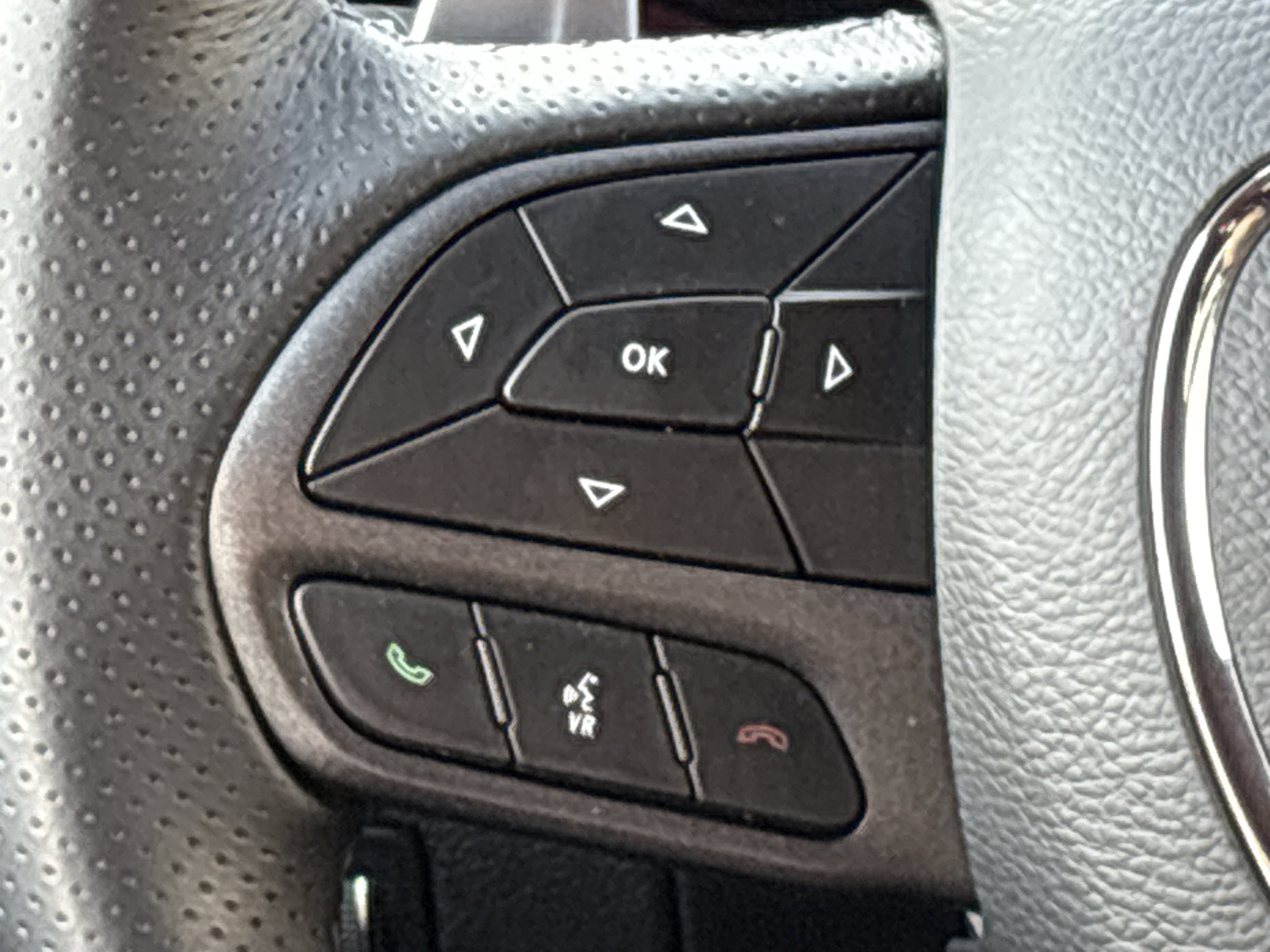 Used 2025 Dodge Durango R/T AWD/4WD image 22