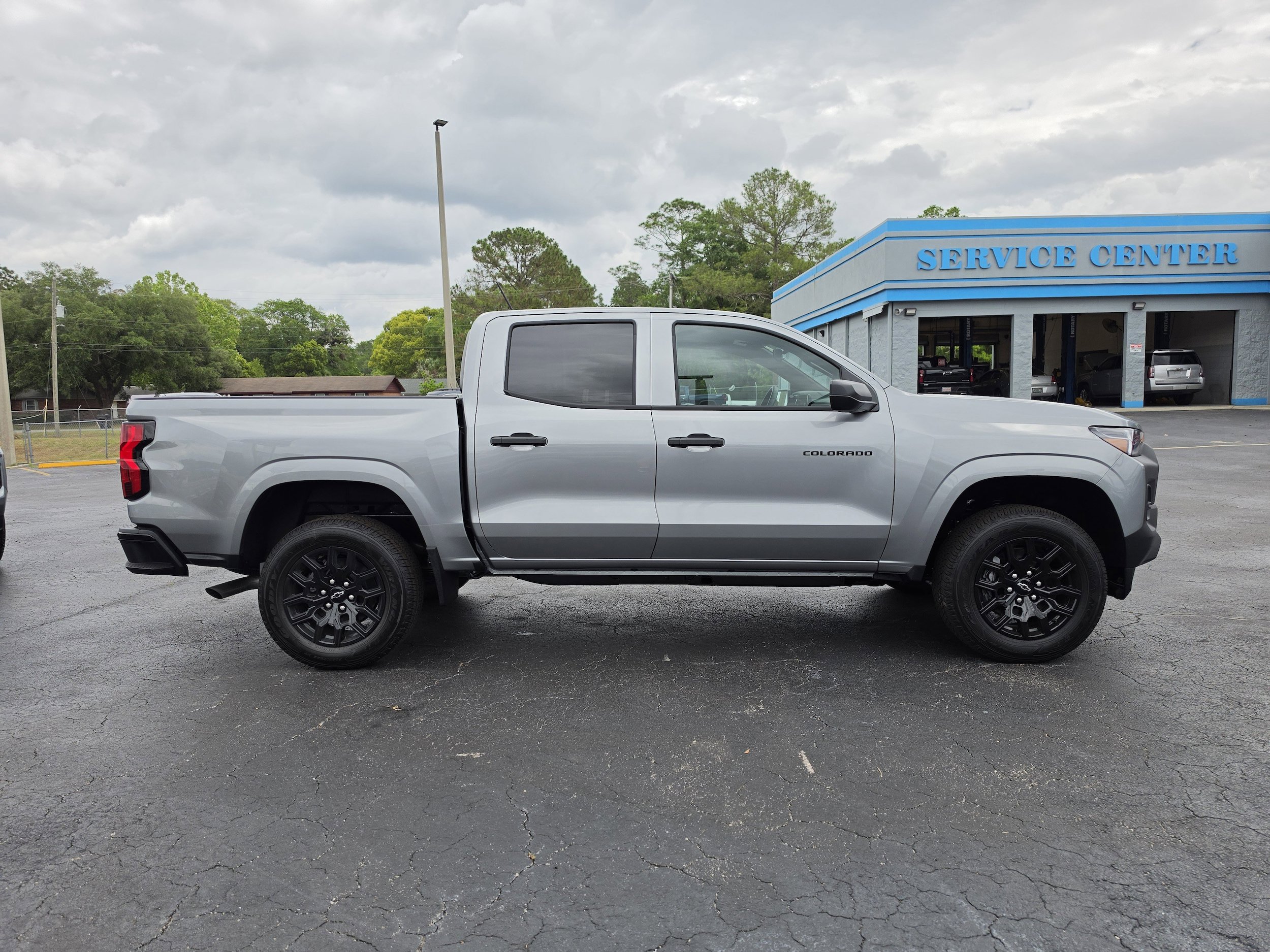 New 2026 Chevrolet Colorado W/T RWD image 3