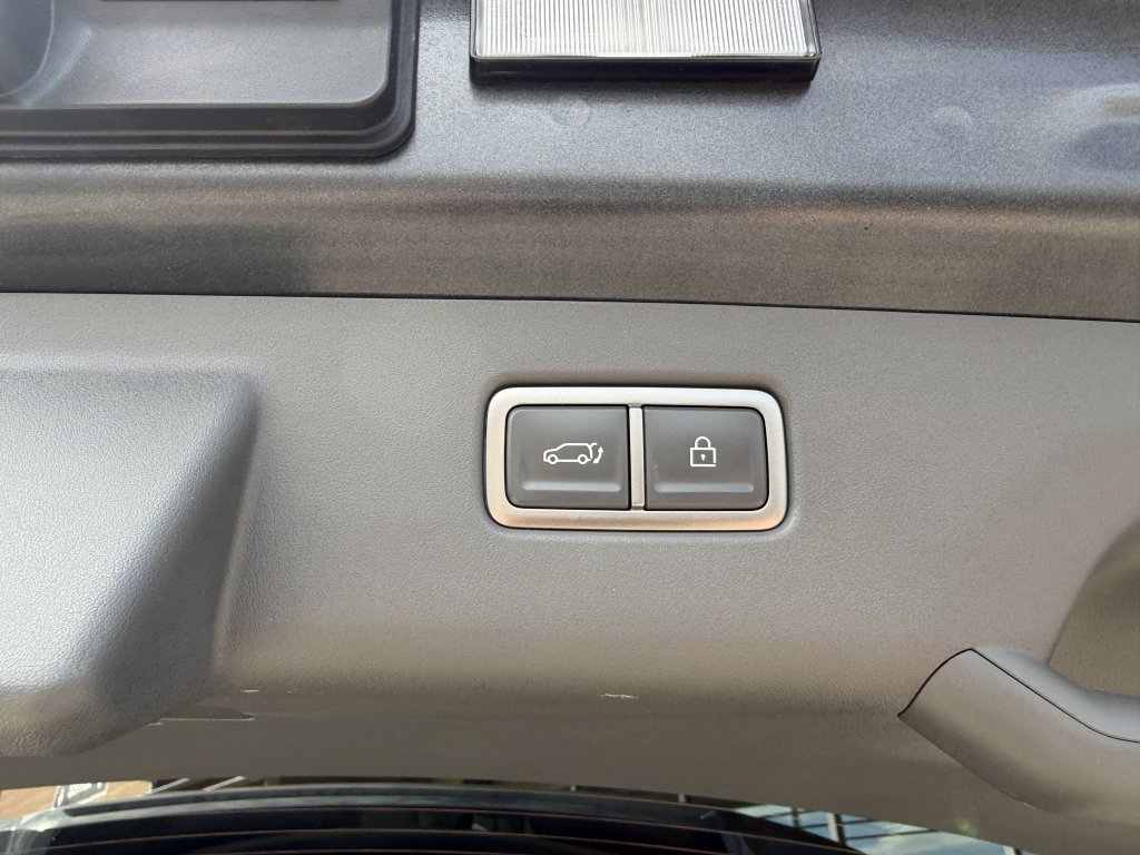 Used 2025 Kia EV9 Wind AWD/4WD image 39