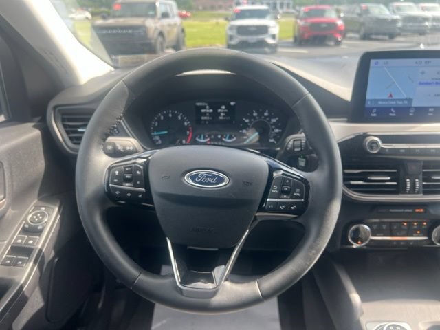Used 2022 Ford Escape SE w/ SE Sport Appearance Package AWD/4WD image 21
