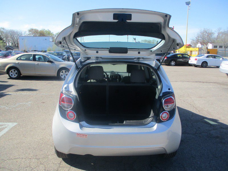 Used 2016 Chevrolet Sonic LS image 6