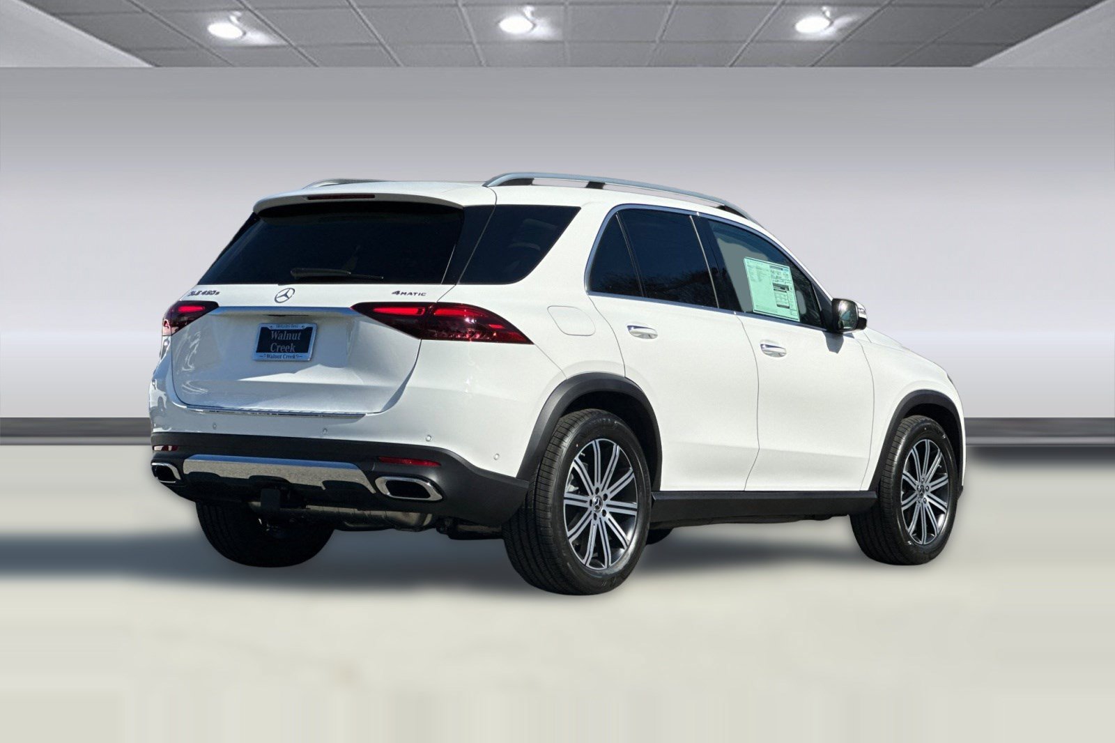 Used 2026 Mercedes-Benz GLE 450e 4MATIC image 9