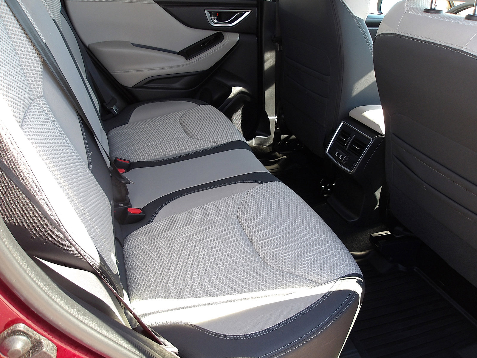 Used 2024 Subaru Forester Premium image 11