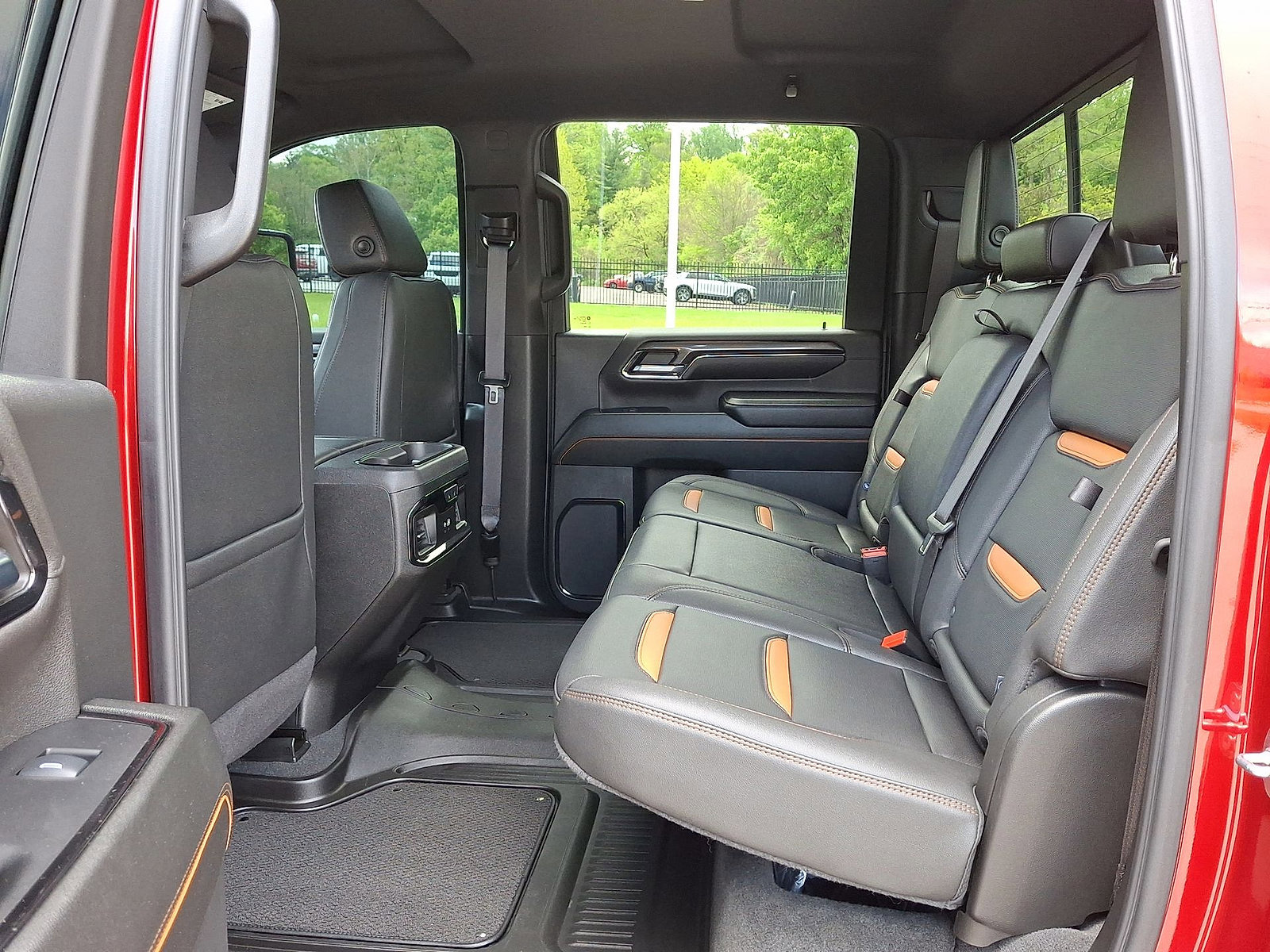 Certified 2024 GMC Sierra 2500 AT4 w/ AT4 Preferred Package AWD/4WD image 20