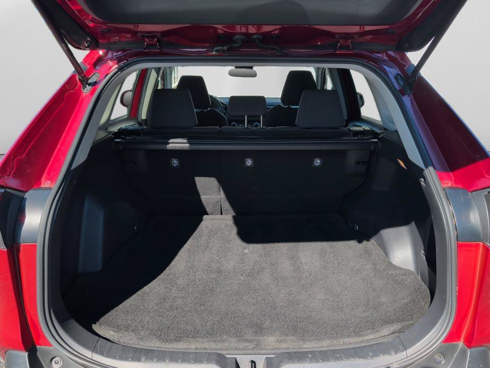 Used 2020 Toyota RAV4 LE FWD image 19