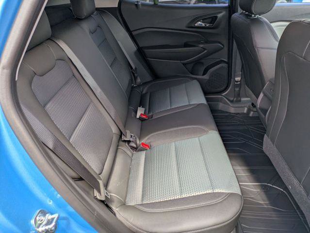 New 2026 Chevrolet Trax LT FWD image 25