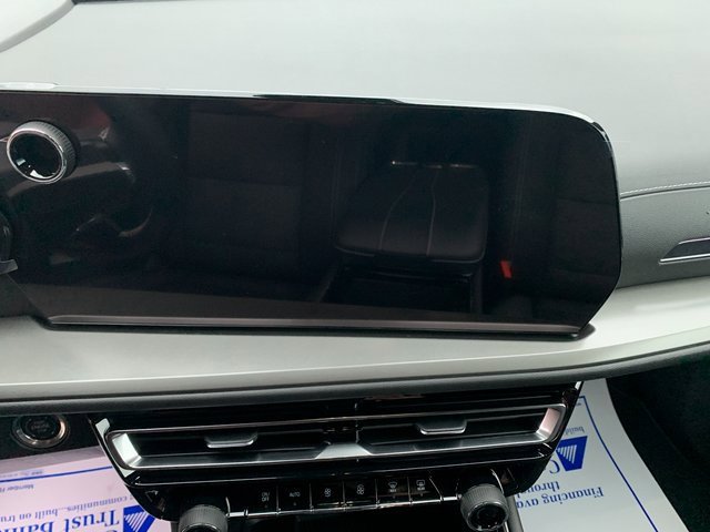 New 2026 Chevrolet Traverse LT image 18