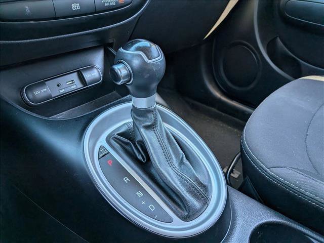 Used 2016 Kia Soul image 11