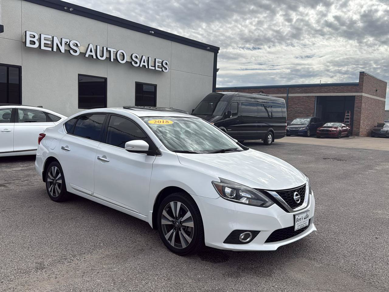 Used 2018 Nissan Sentra SL w/ Protection Package FWD image 4