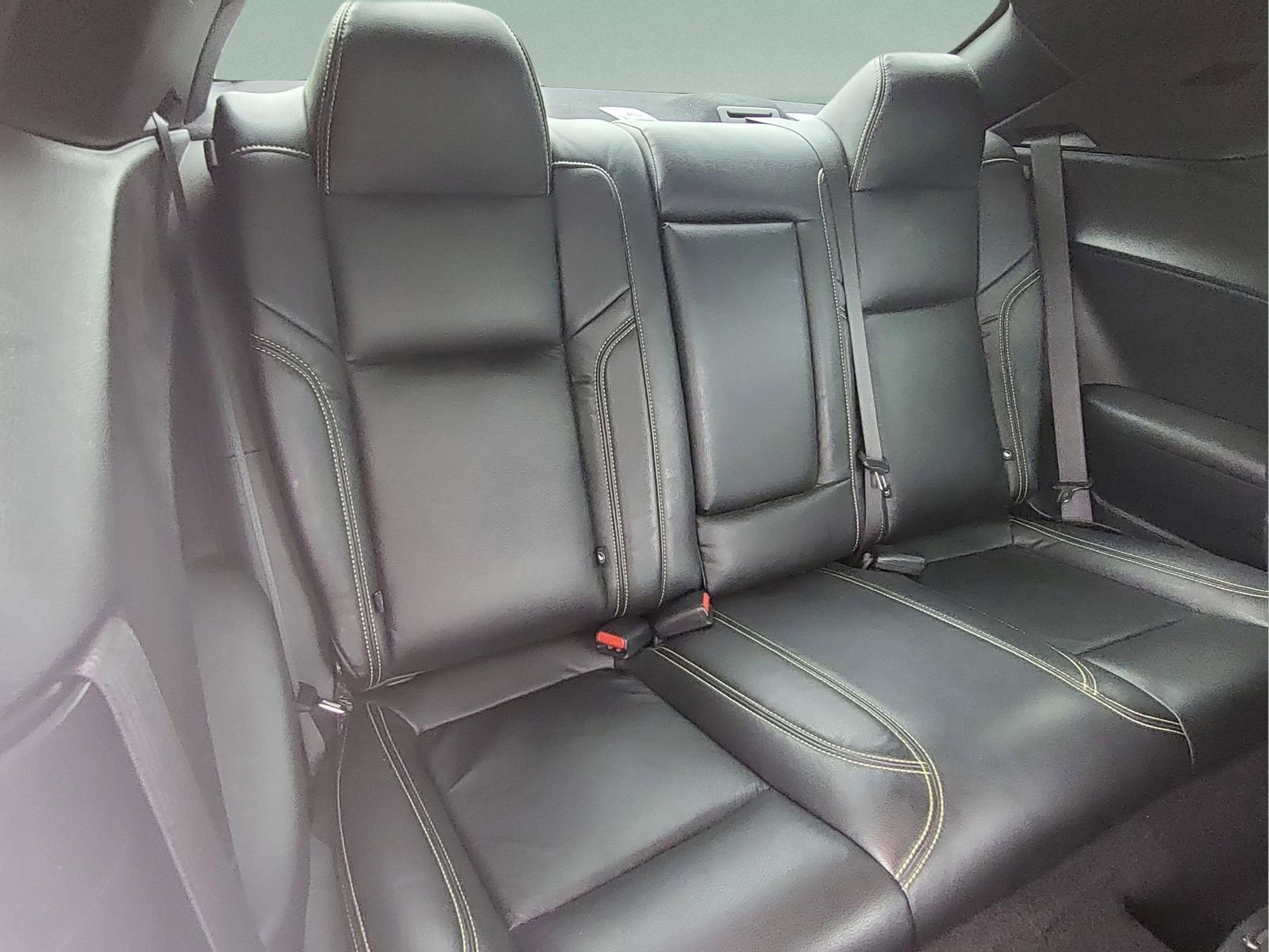 Used 2020 Dodge Challenger SXT image 18