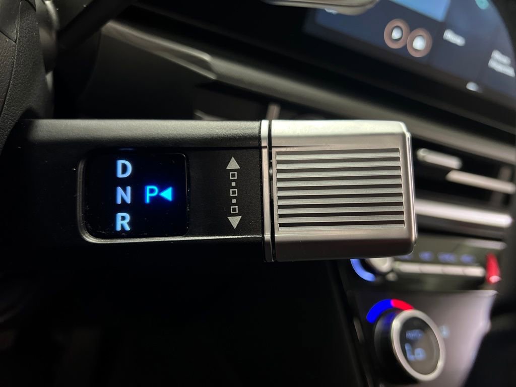 Used 2025 Hyundai Santa Fe SEL image 25