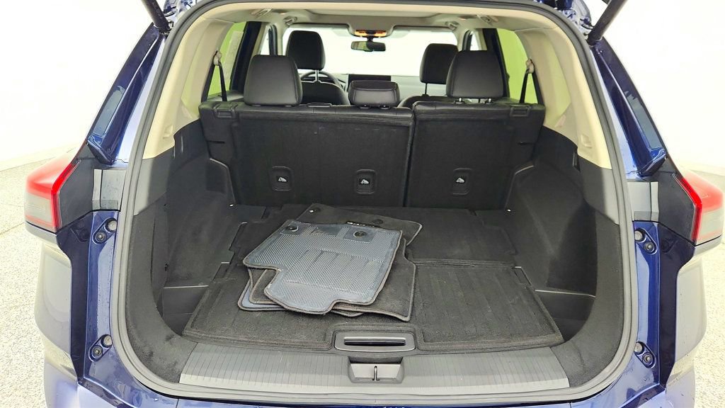 Used 2025 Nissan Rogue Platinum w/ Platinum Premium Package image 22
