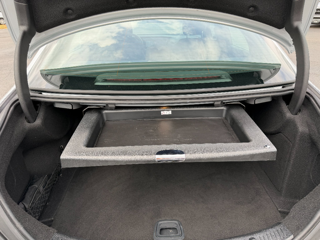 Used 2019 Mercedes-Benz E 300 4MATIC image 14