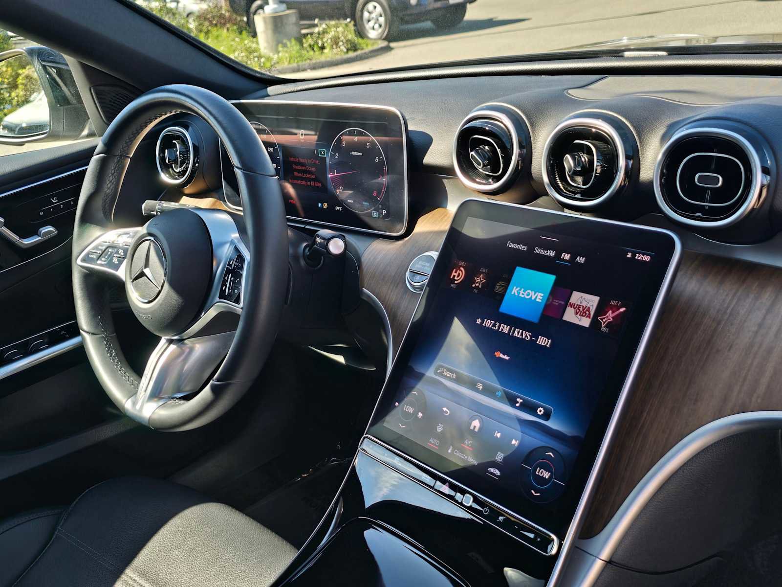 Used 2024 Mercedes-Benz C 300 Sedan image 10