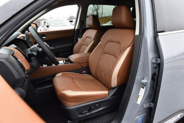 New 2026 Nissan Pathfinder Platinum image 24