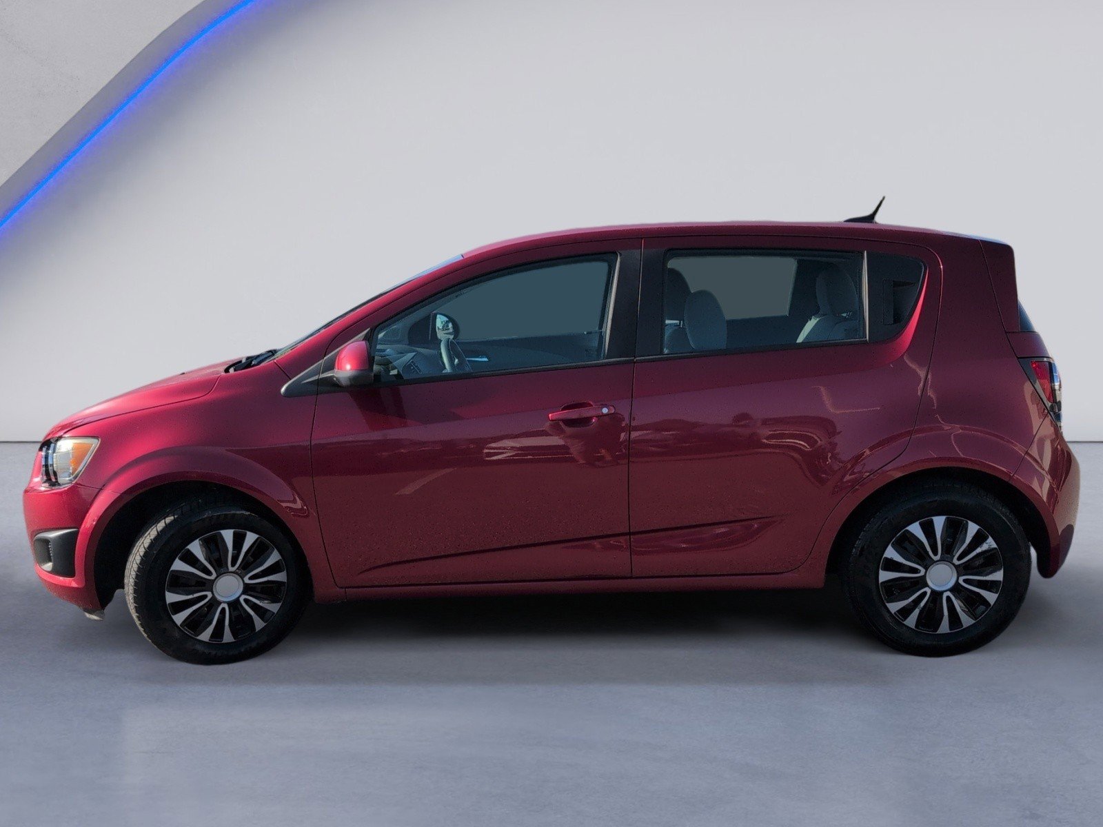 Used 2014 Chevrolet Sonic LS image 10