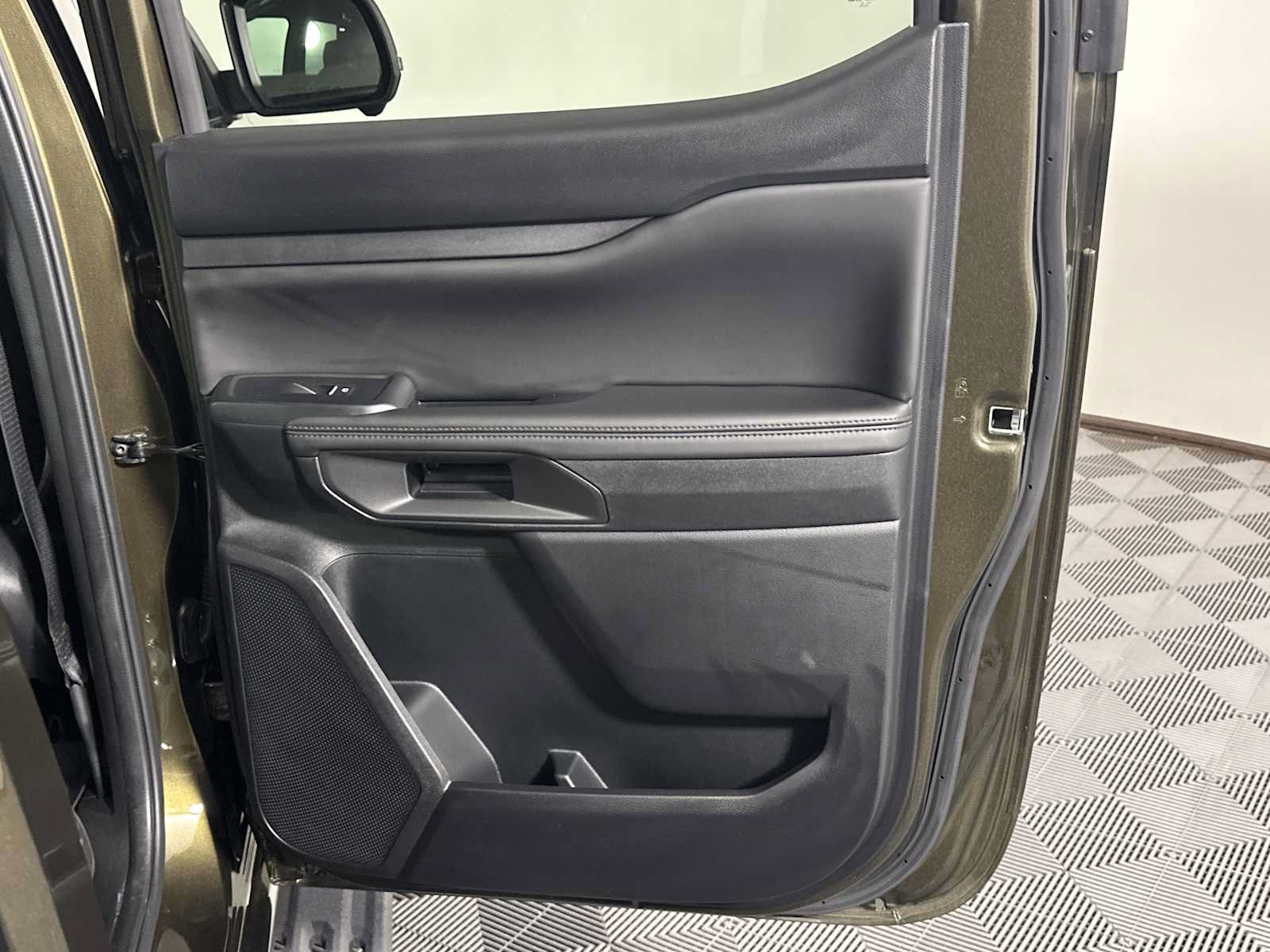 Used 2025 Ford Ranger Raptor AWD/4WD image 23