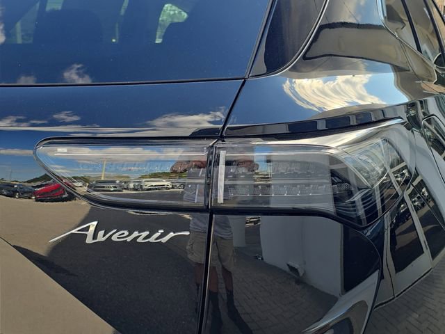 New 2026 Buick Envision Avenir image 8