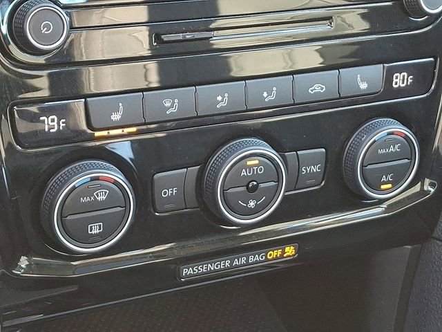 Used 2020 Volkswagen Passat 2.0T SEL image 19