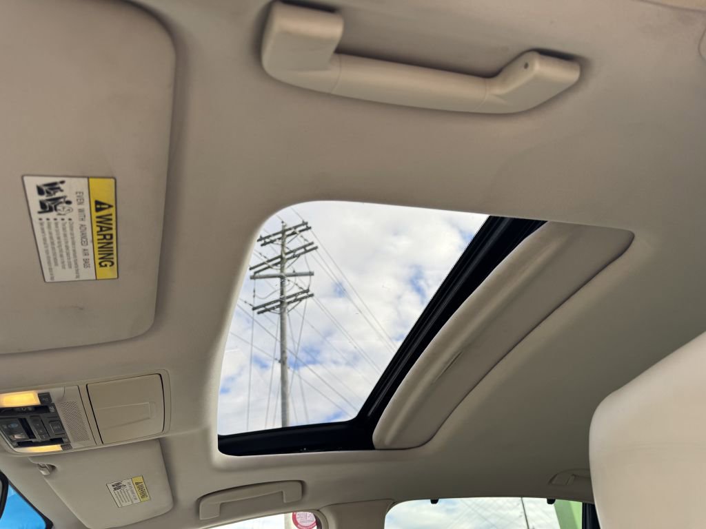 Used 2016 Acura RLX w/ Advance Package FWD image 14