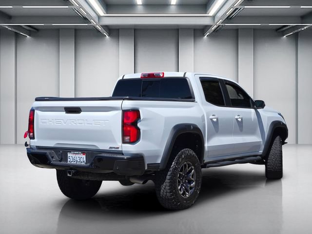 Used 2024 Chevrolet Colorado ZR2 w/ ZR2 Convenience Package III AWD/4WD image 4