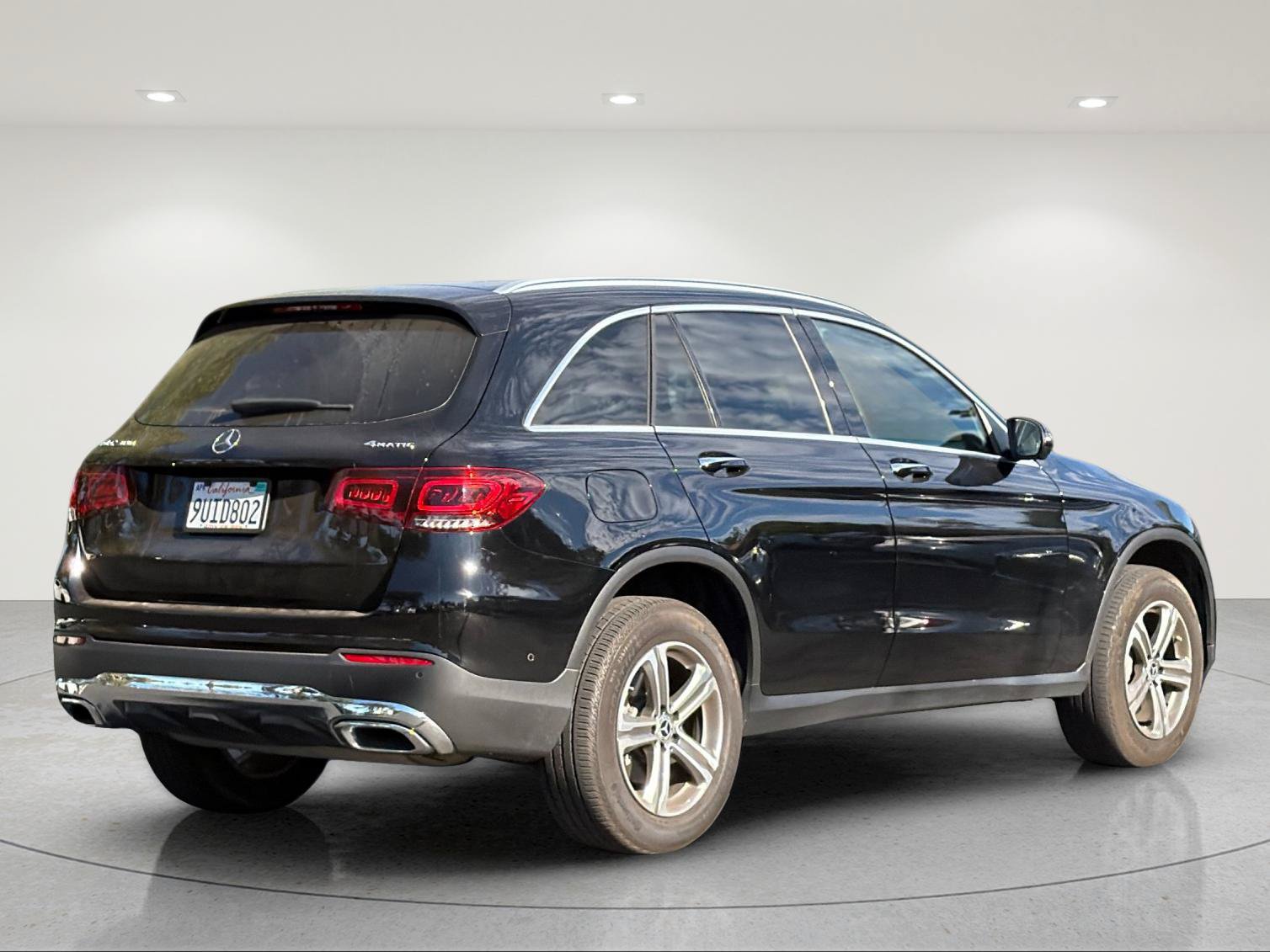 Used 2022 Mercedes-Benz GLC 300 4MATIC image 4
