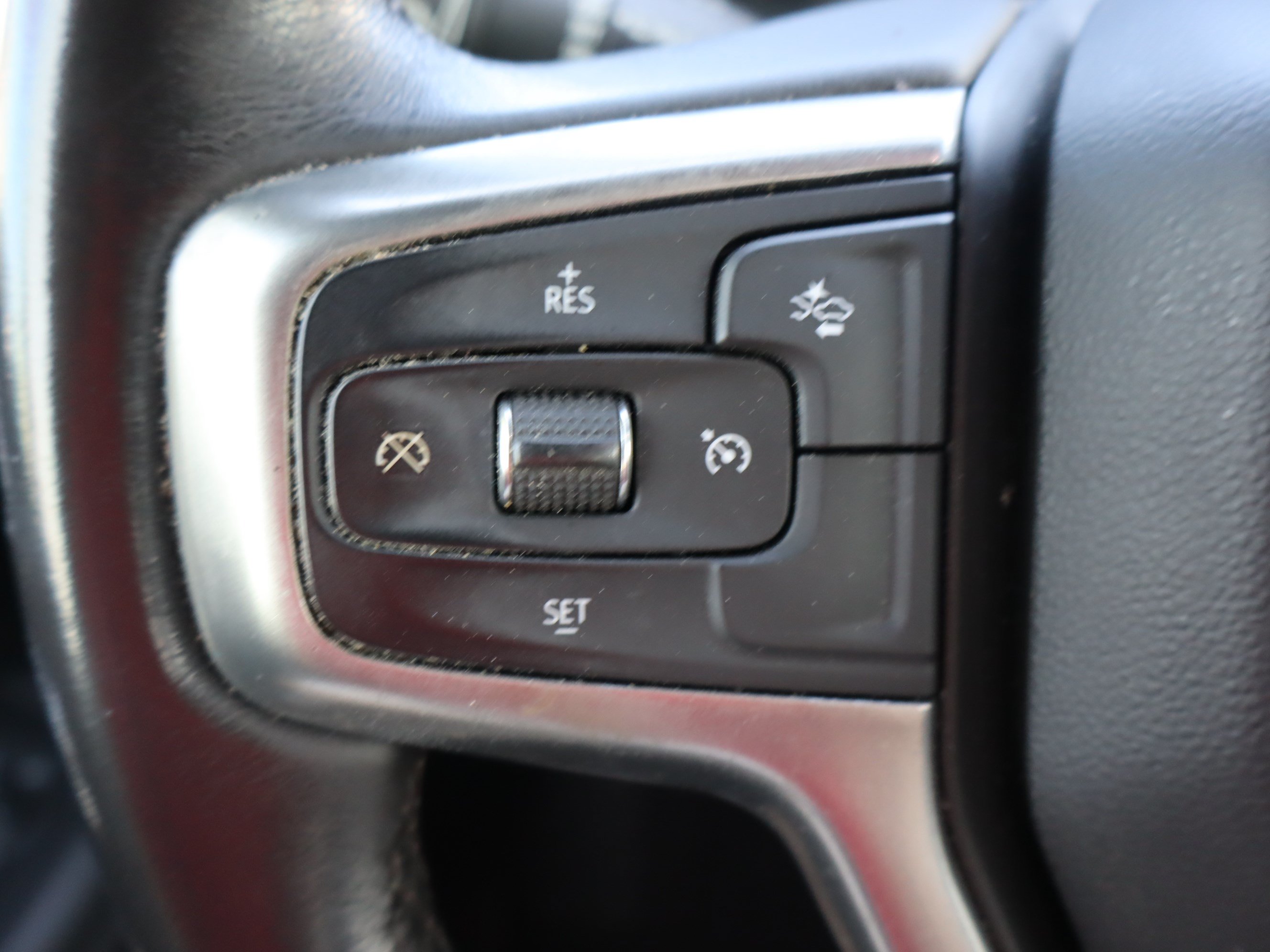 Used 2022 Chevrolet Tahoe LS RWD image 21
