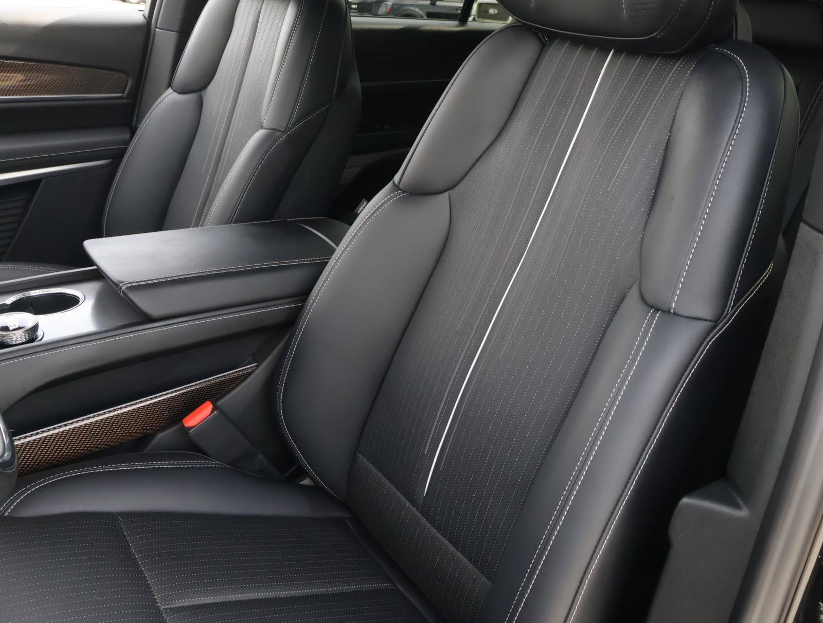 Certified 2027 Cadillac Vistiq Luxury AWD/4WD image 19