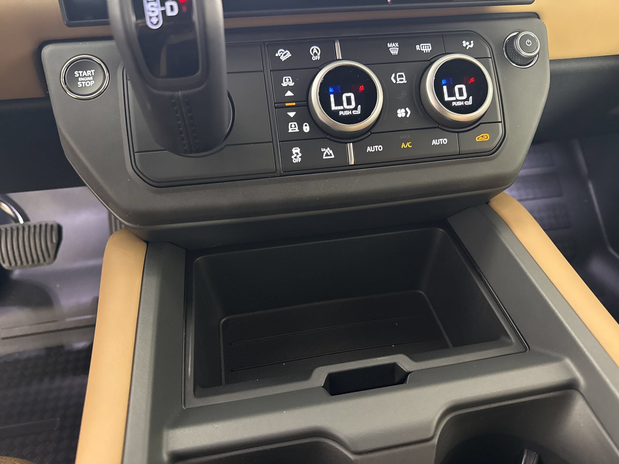New 2026 Land Rover Defender 130 S AWD/4WD image 16
