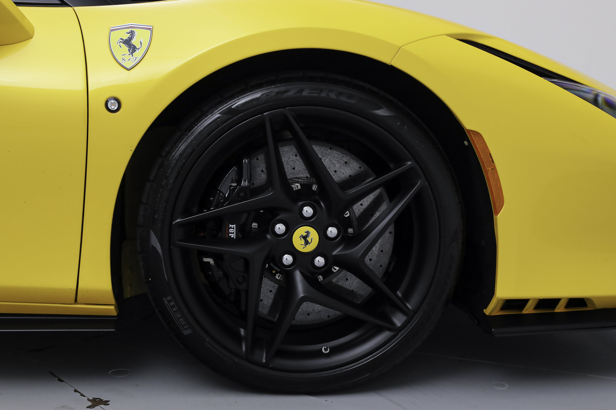 Certified 2022 Ferrari F8 Tributo RWD image 44
