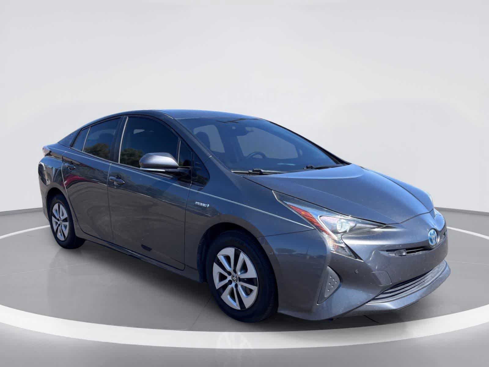Used 2017 Toyota Prius Two w/ Prius Two Safety Plus Package FWD image 7