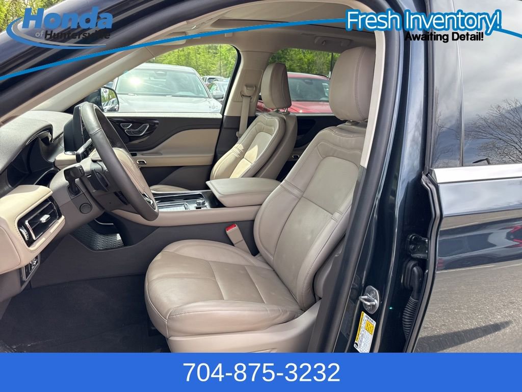 Used 2023 Lincoln Aviator Reserve w/ Equipment Group 201A image 19