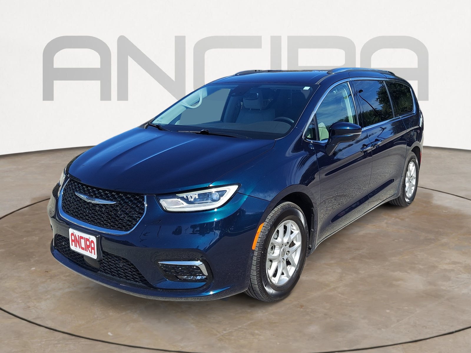 Used 2021 Chrysler Pacifica Touring-L w/ Uconnect Theater Family Group FWD image 6