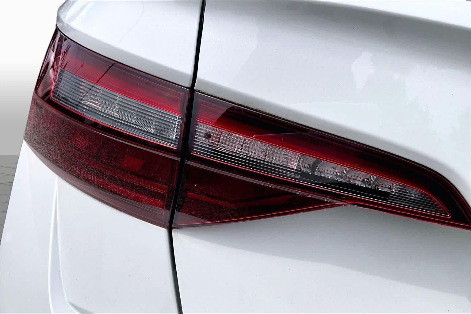 Used 2023 Volkswagen Jetta SE FWD image 29