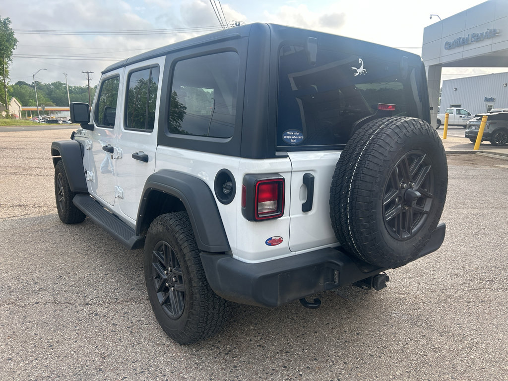 Used 2024 Jeep Wrangler Sport S image 4