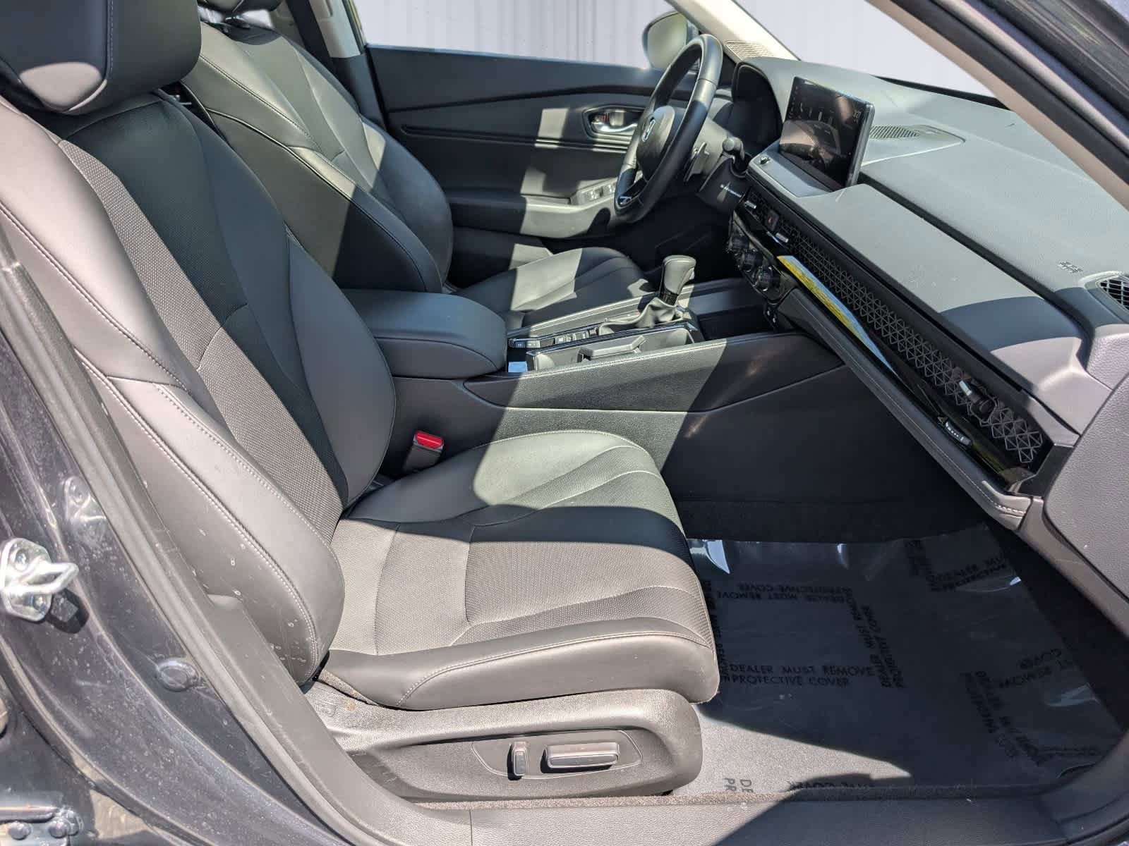 Used 2025 Honda Accord EX-L image 9