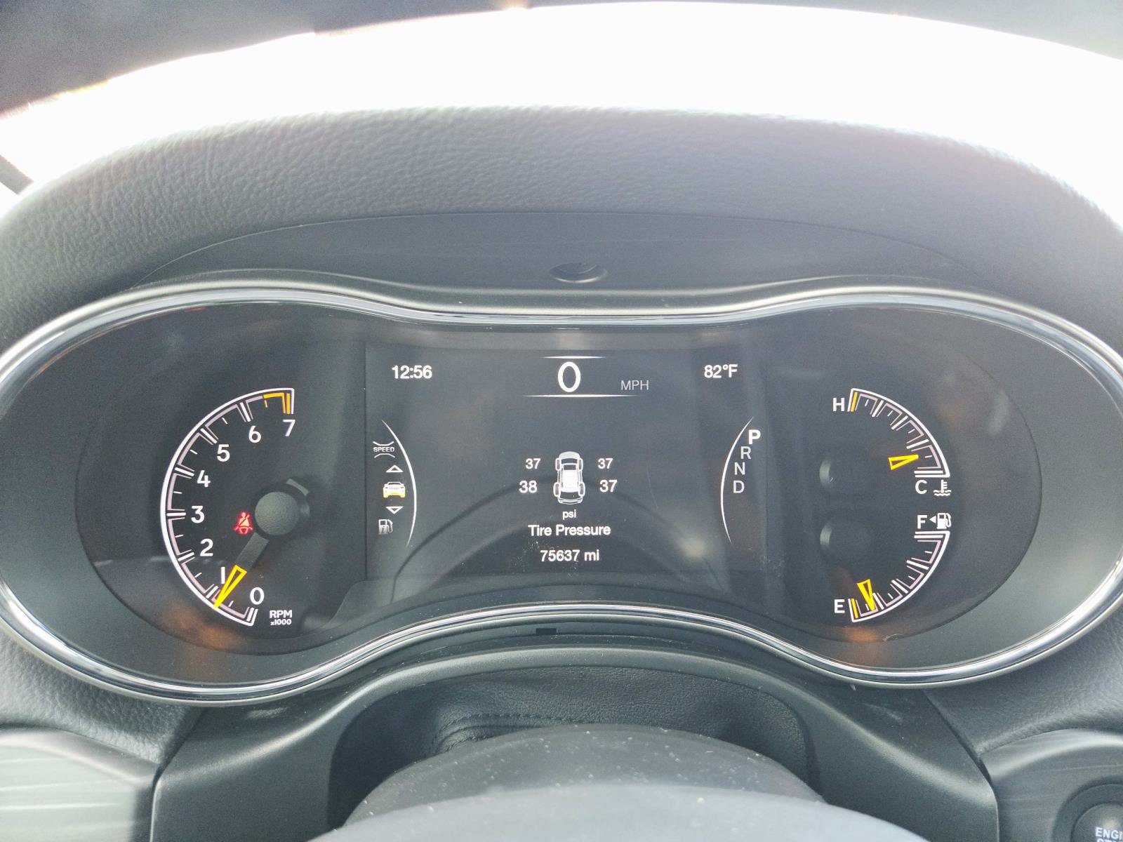 Used 2021 Jeep Grand Cherokee Laredo AWD/4WD image 23