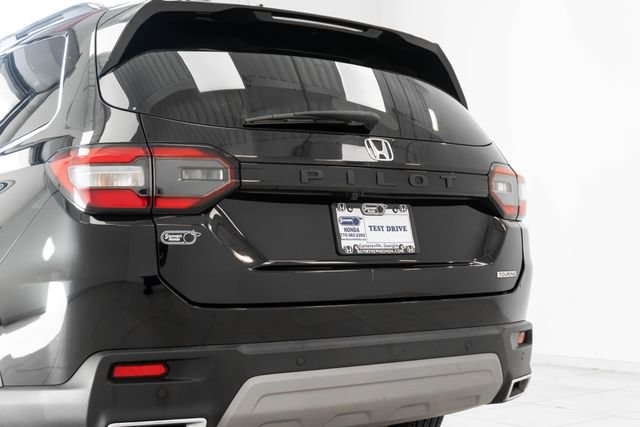 Used 2023 Honda Pilot Touring image 29