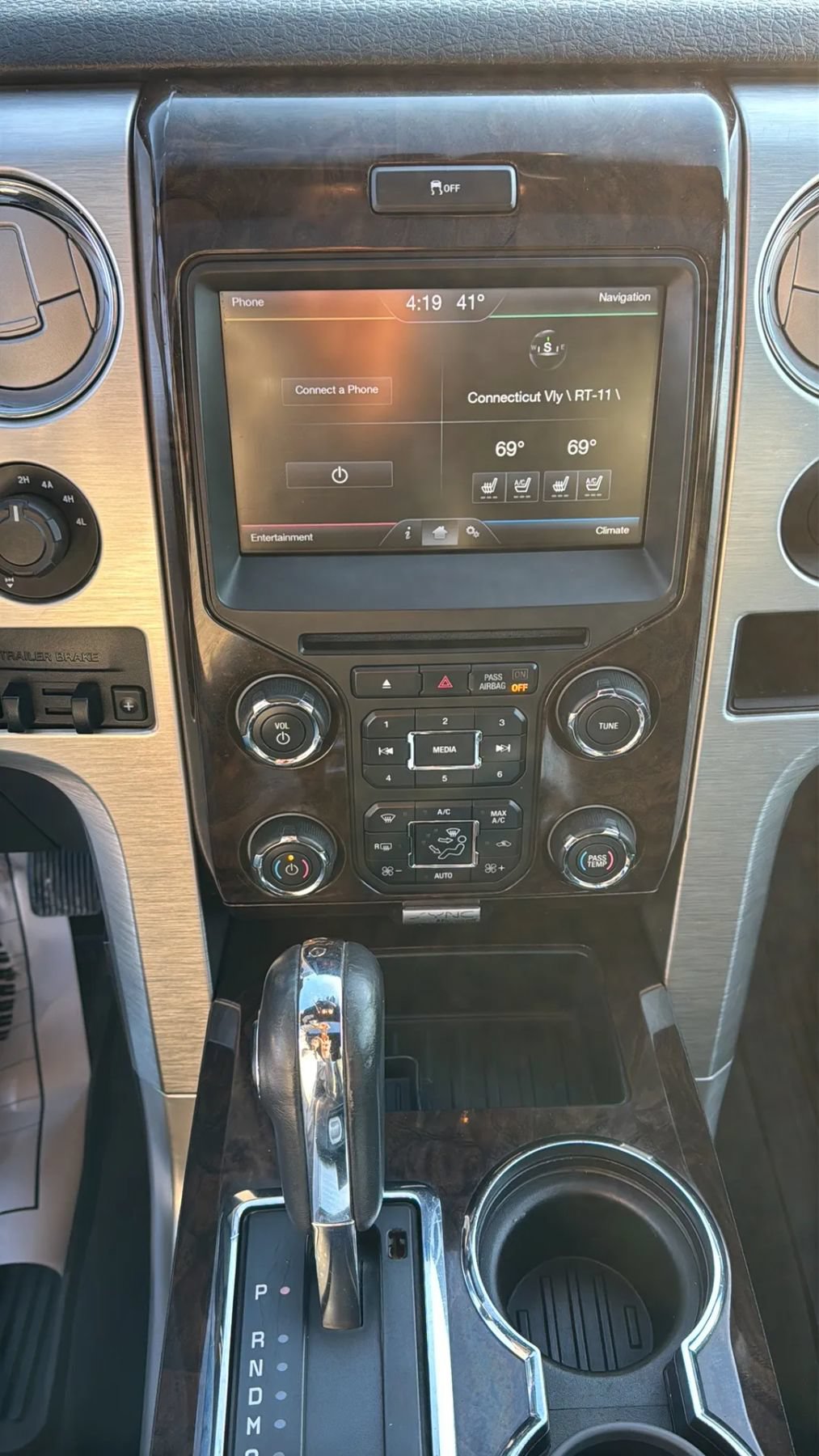 Used 2014 Ford F150 Platinum AWD/4WD image 16
