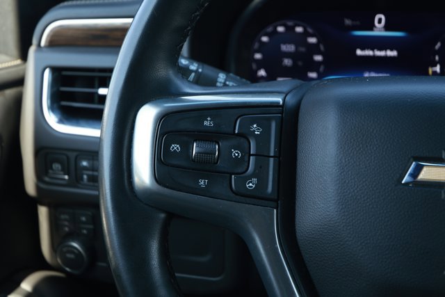 Used 2023 Chevrolet Suburban Premier image 13