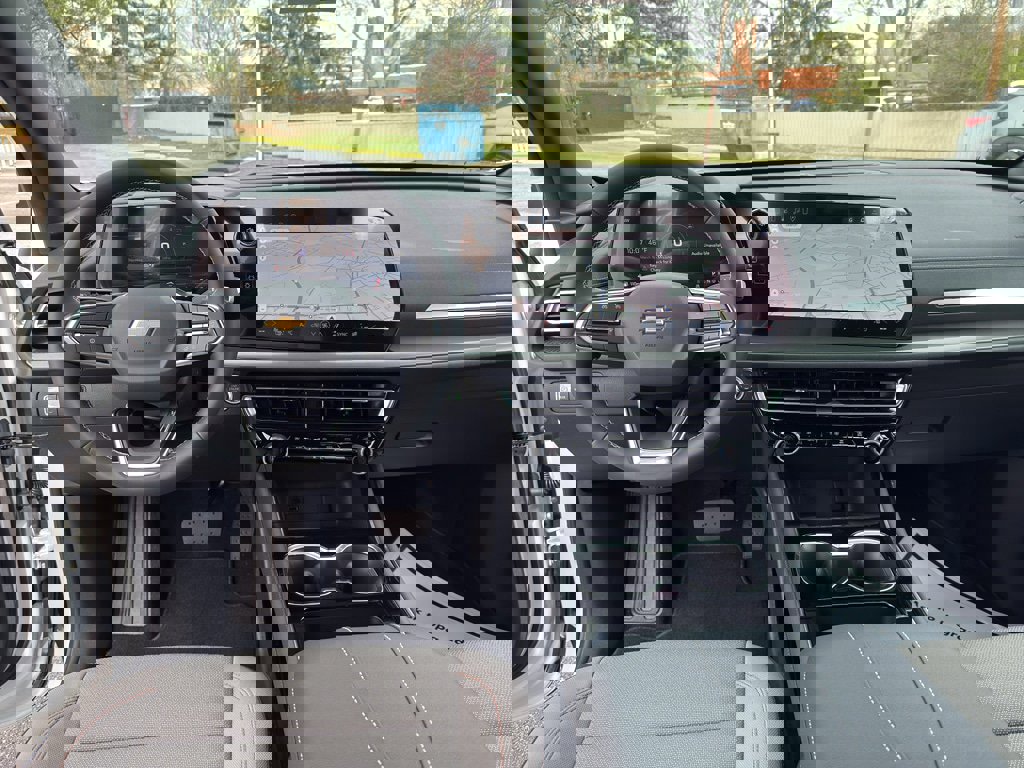 New 2026 Chevrolet Traverse LT w/ Driver Confidence Package image 17