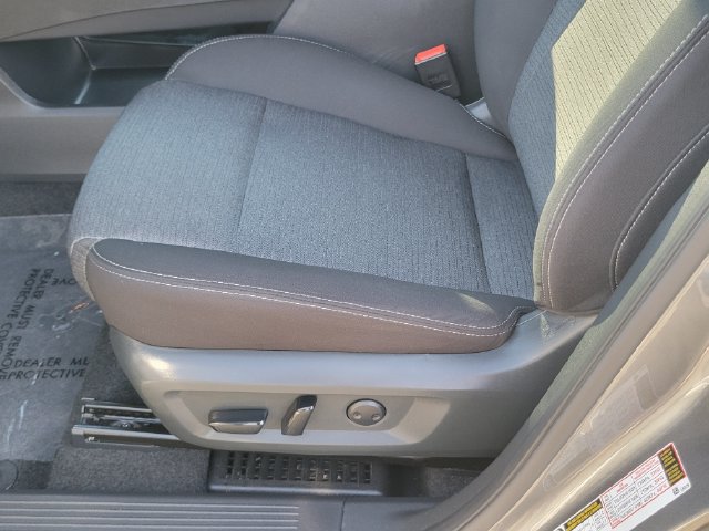 Used 2023 Nissan Rogue SV FWD image 17